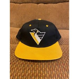Vintage 90's Penguins Hockey NHL Snapback Hat